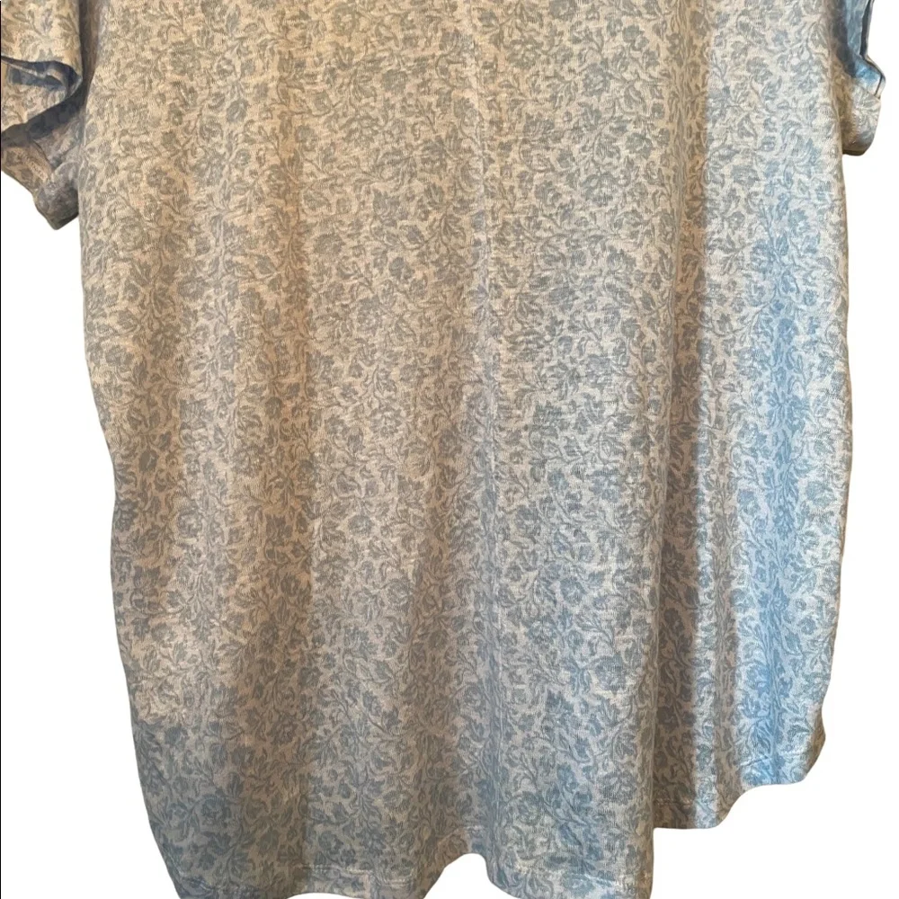 Joie 100% Linen Short Sleeve Blue and White Floral Top